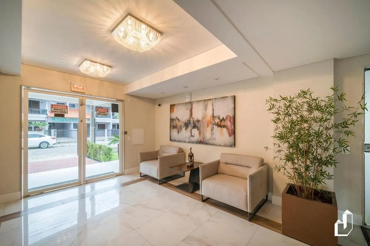 Apartamento Com 02 Dormitorios Bombinhas