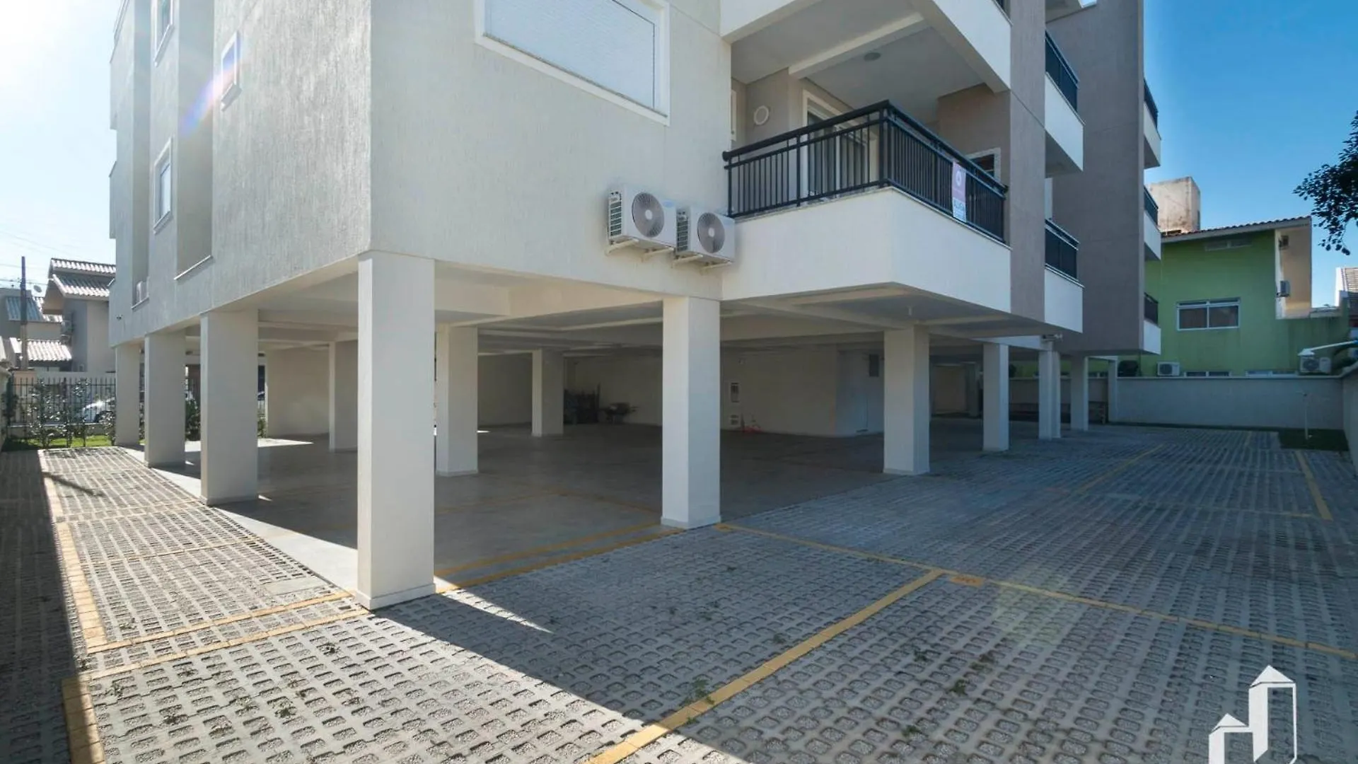 Apartamento Com 02 Dormitorios Bombinhas Apartment